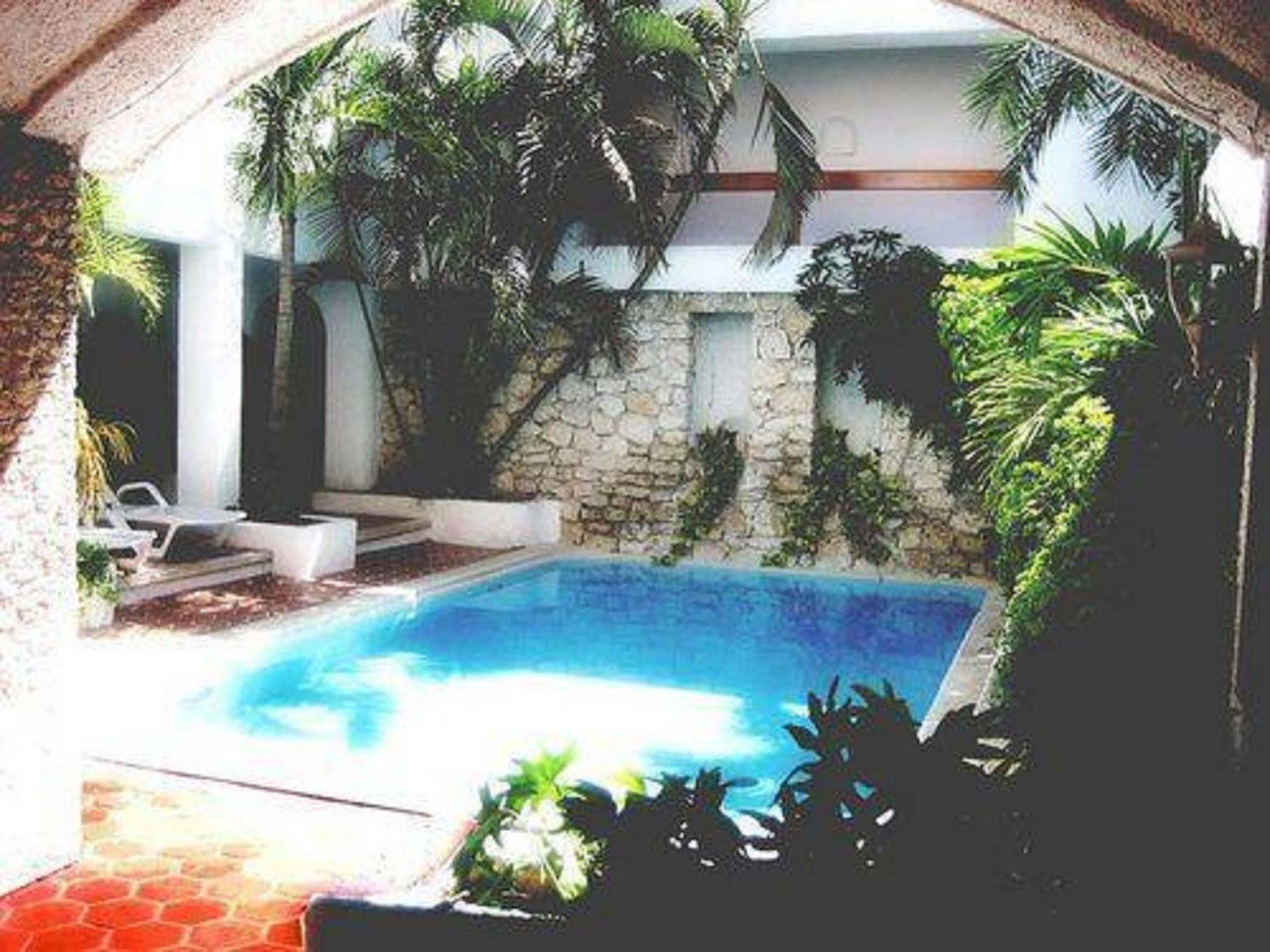 Hotel Plaza Carrillo'S 坎昆 外观 照片